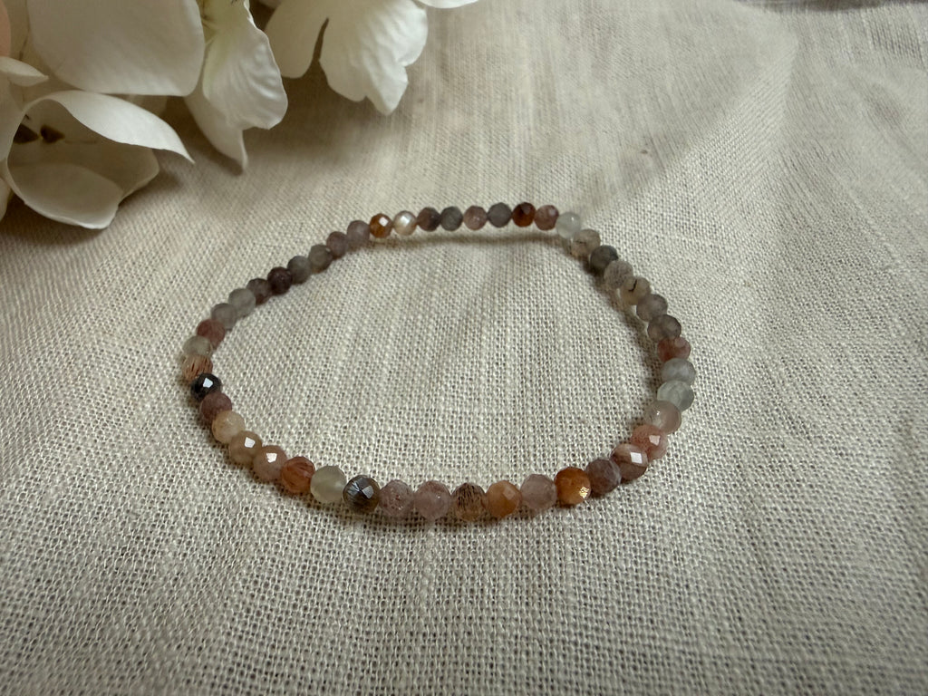 ✨ Mondstein Armband – Intuition & innere Balance