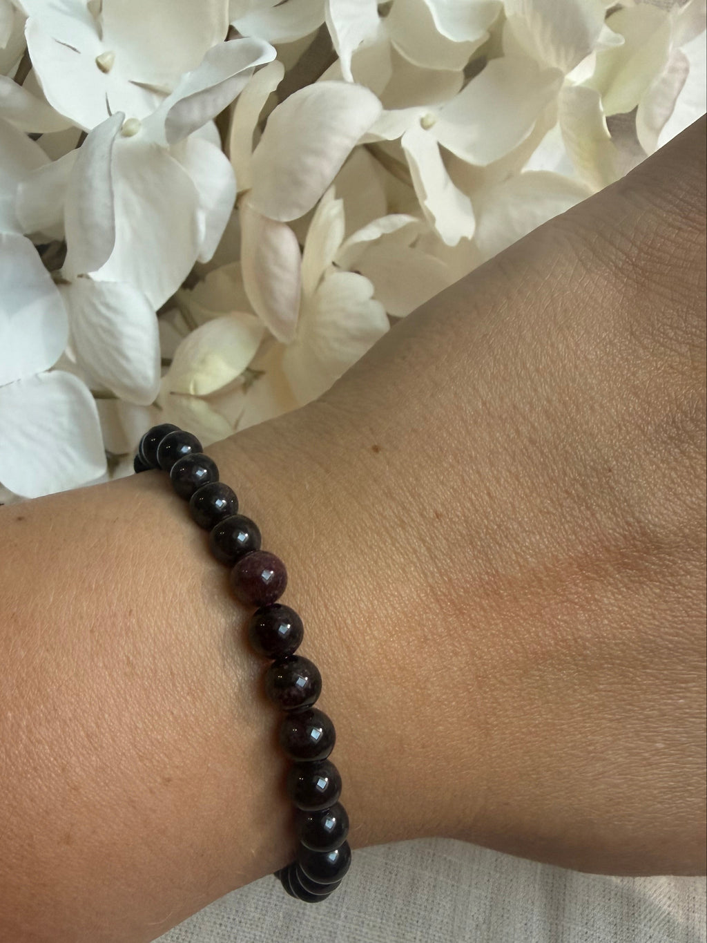 Granat Kugelarmband 6 mm – Edelsteinarmband in tiefem Rot