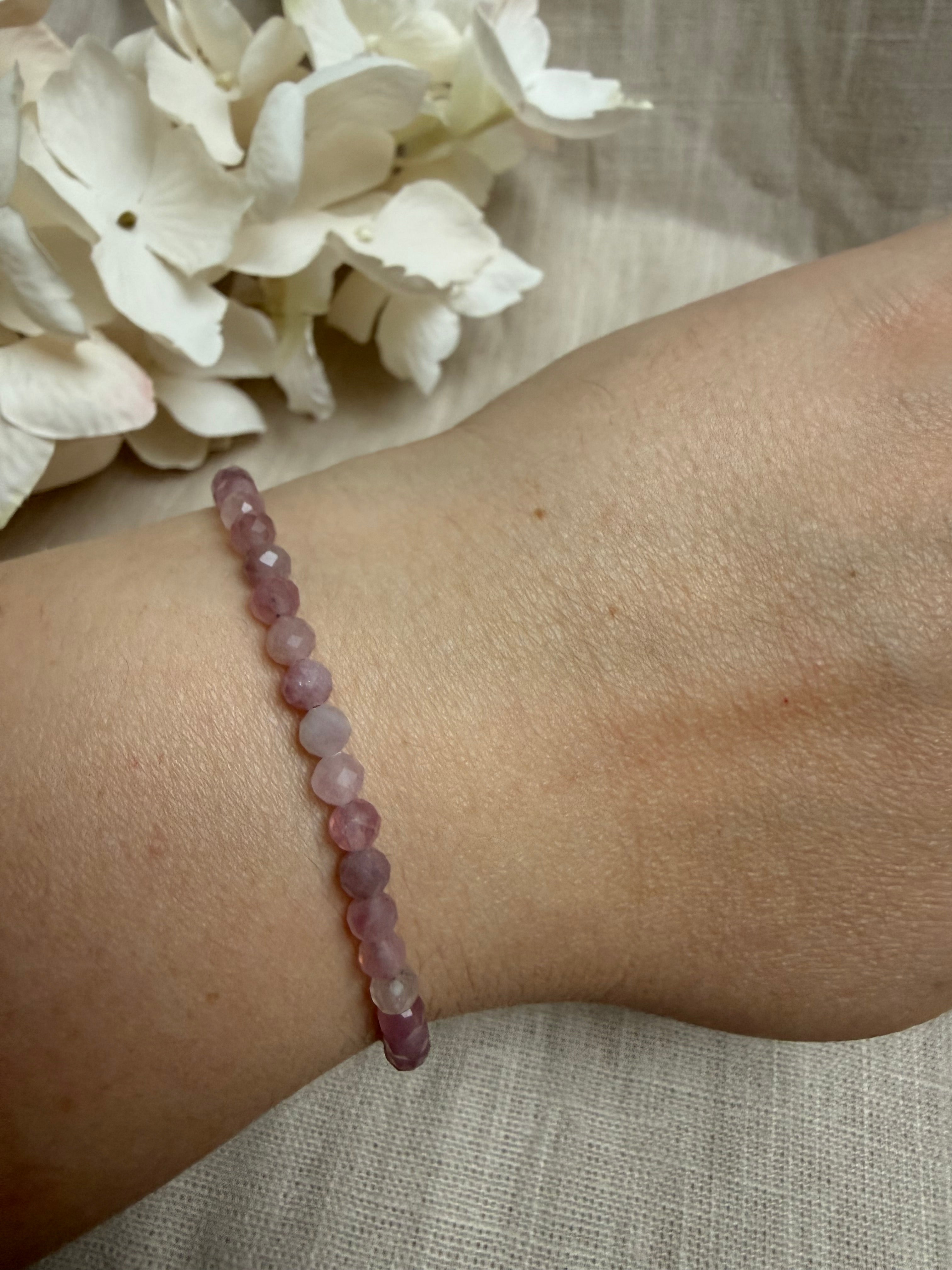 ✨ Rosenquarz Armband – Liebe & Selbstfürsorge