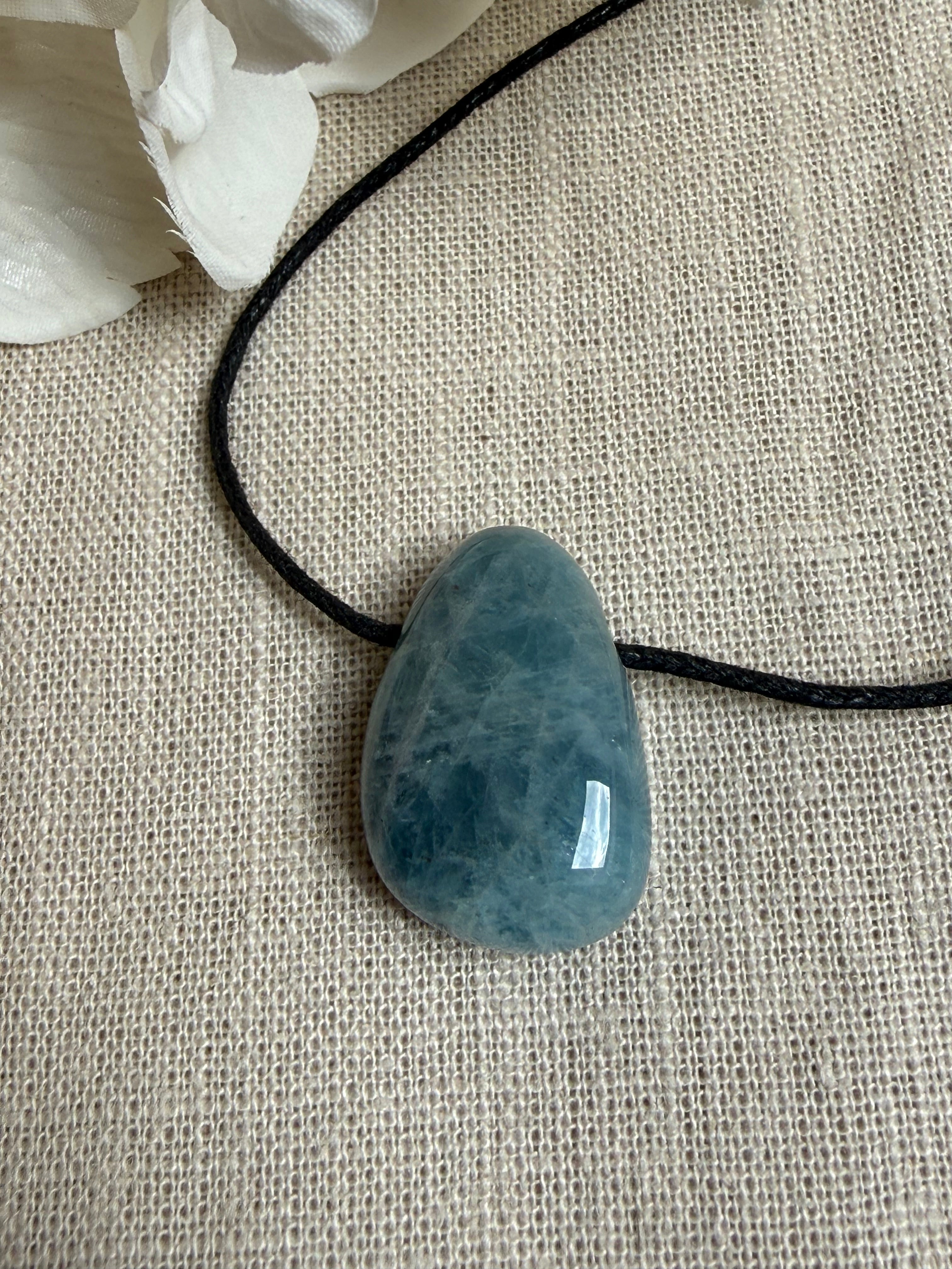 Aquamarin Tropfenanhänger