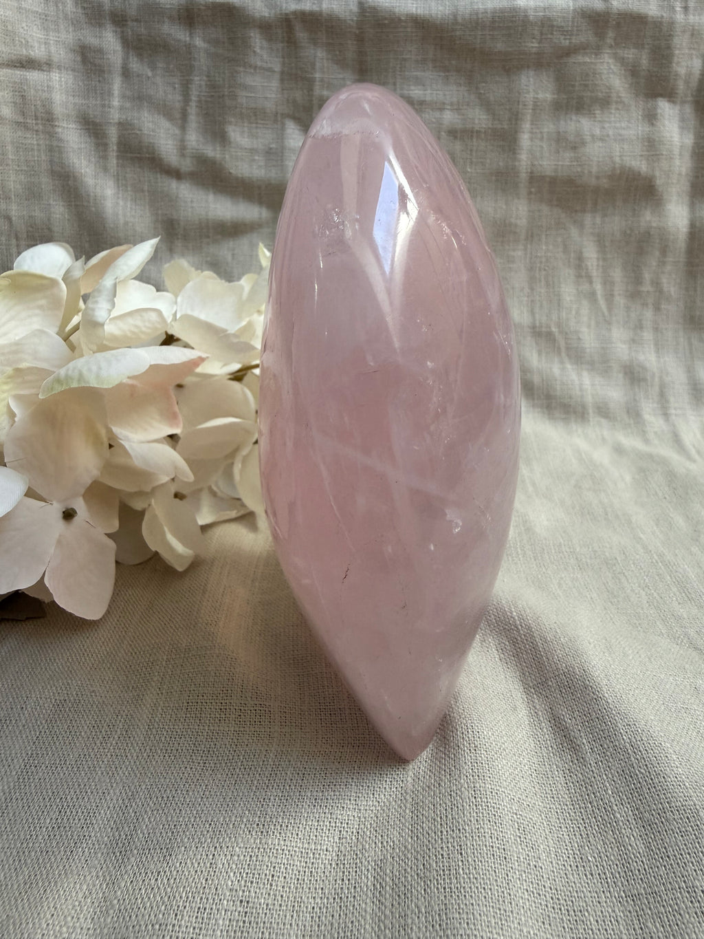 Rosenquarz Freiform – Polierter Rosenquarz aus Brasilien | Unikat für Liebe & Harmonie