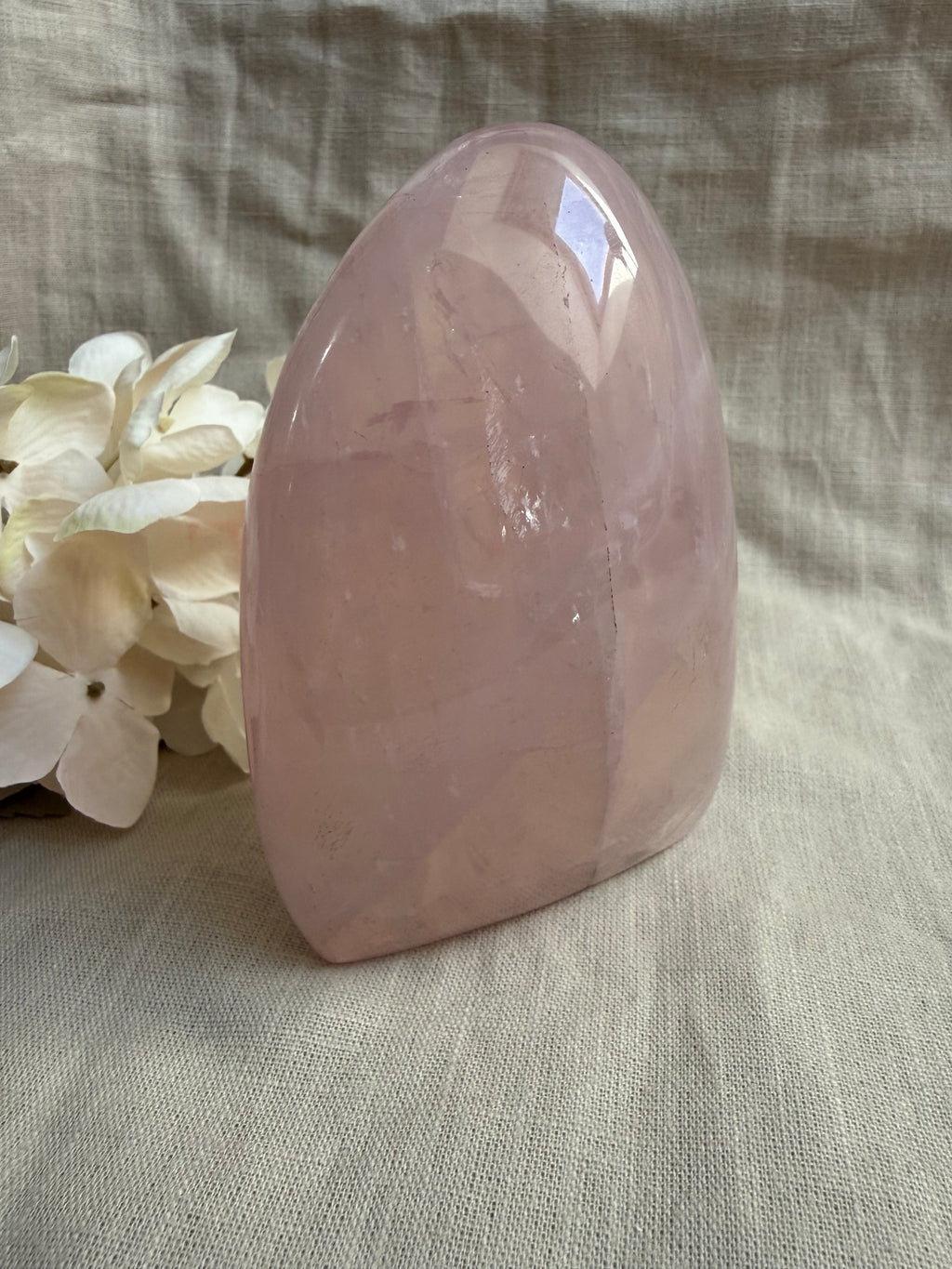 Rosenquarz Freiform – Polierter Rosenquarz aus Brasilien | Unikat für Liebe & Harmonie
