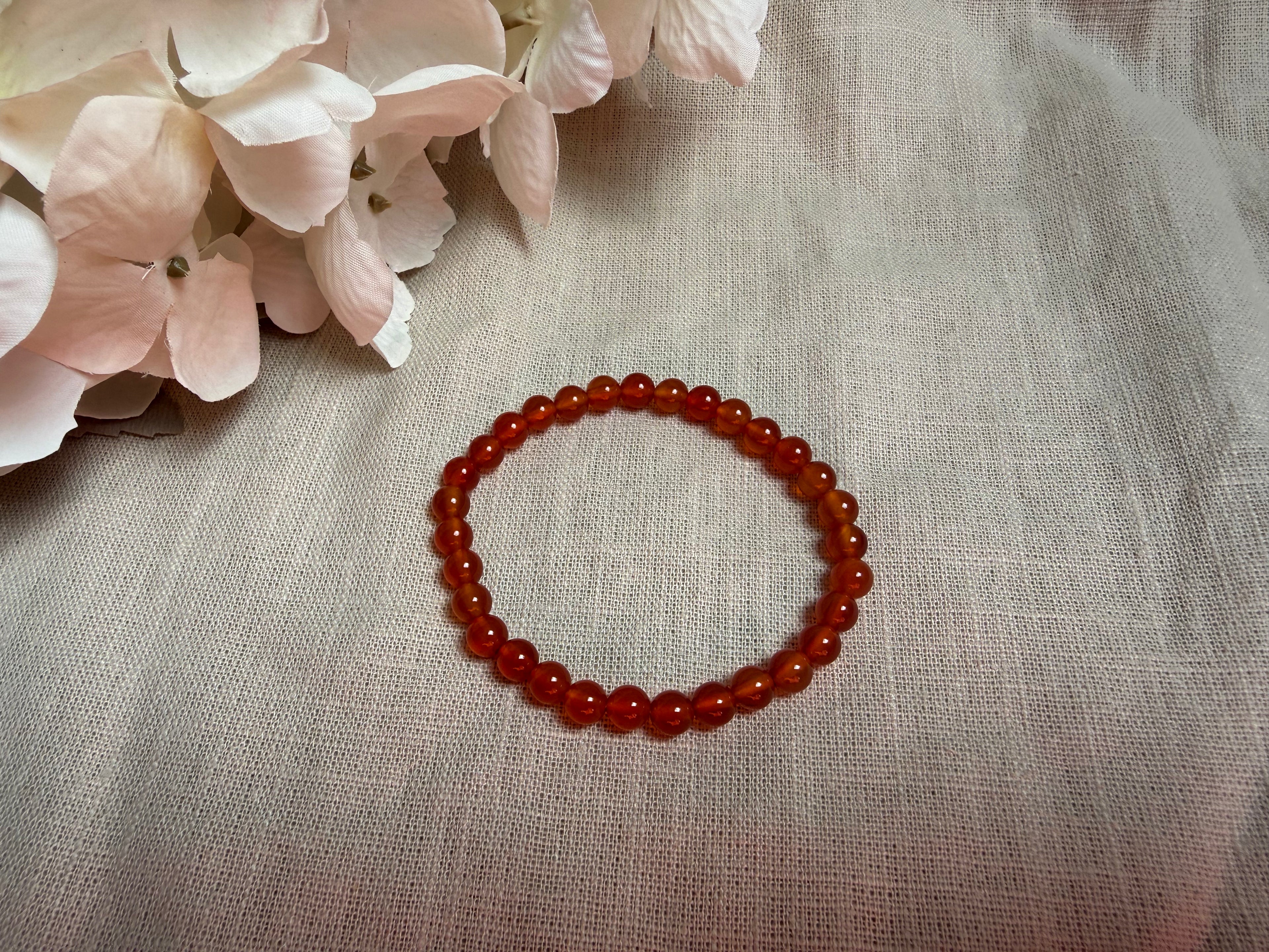 🧡 Karneol Armband 6 mm – Kraftvolle Energie in warmen Orangetönen